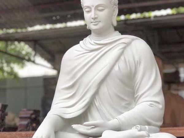 7364雕塑白色树脂打印