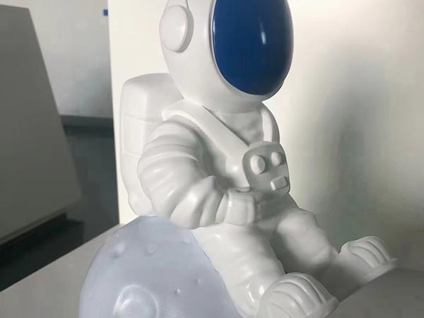 3255太空人白色树脂打印
